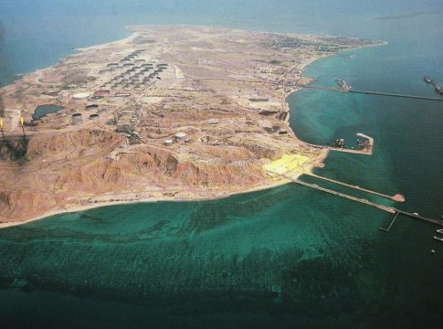 Ο Τραμπ εξετάζει την κατάληψη του νησιού Χαργκ στο Ιράν