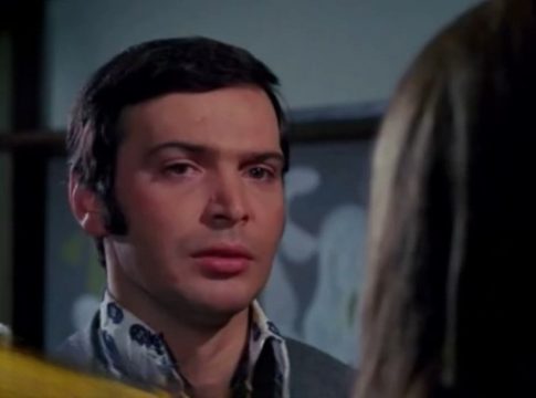 Γιώργος Μαρίνος: «Ήθελα να τoν είχα αγκαλιάσει» – Φίλοι και συνεργάτες αποχαιρετούν τον θρυλικό showman