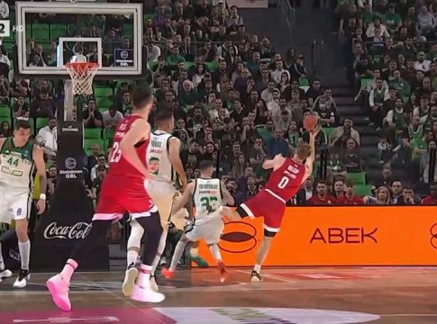 Αδιανόητο καλάθι από τον Γουόκαπ – Δεν… υπάρχει αυτό που έβαλε (vid)