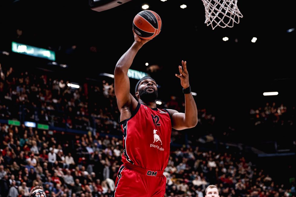 Ο Νίμπο μπορεί να βάλει… φωτιά στην αγορά – Τα δεδομένα για την Αρμάνι και το έντονο ενδιαφέρον