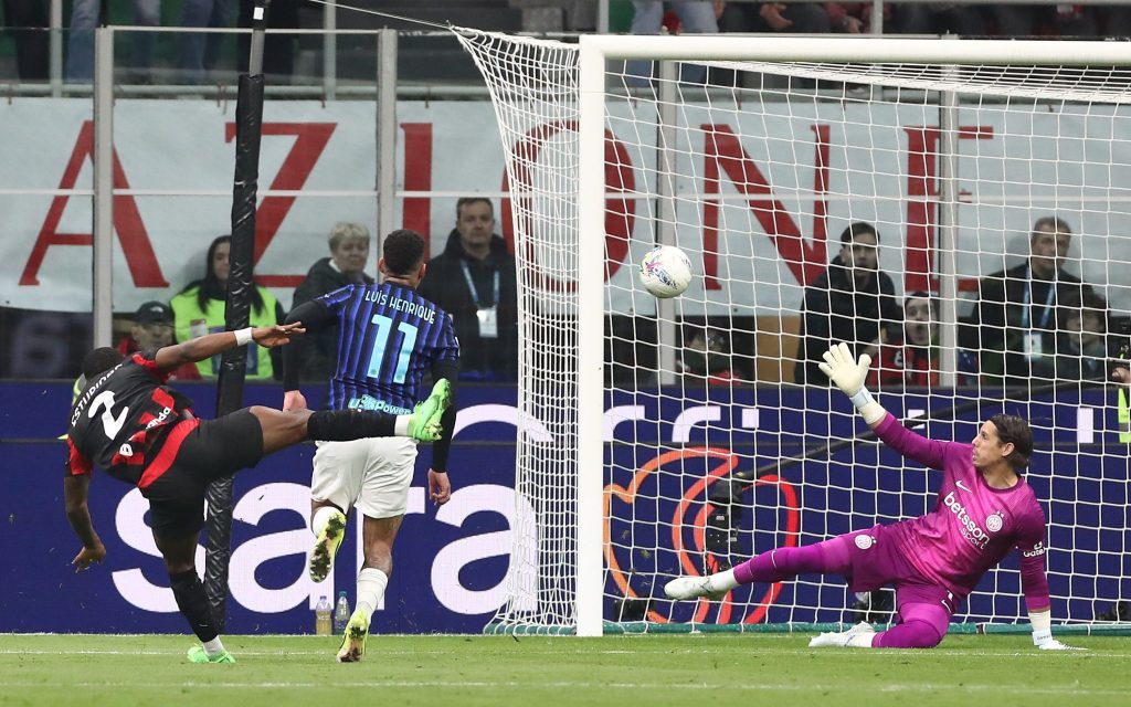 Μίλαν – Ίντερ 1-0: Πήραν το ντέρμπι και ελπίζουν στο θαύμα οι «ροσονέρι»