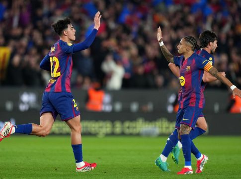 Κάλυψε τη μισή απόσταση η Μπαρτσελόνα: 2-0 ημίχρονο με Μπερνάλ και Ραφίνια (vids)