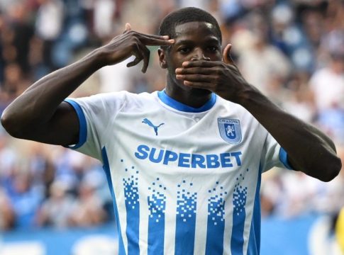 «Στο στόχαστρο του Ολυμπιακού ο Ενσίμπα» (vid)