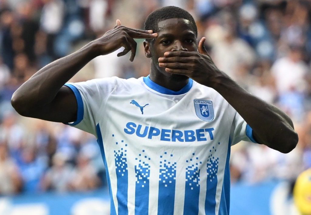 «Στο στόχαστρο του Ολυμπιακού ο Ενσίμπα» (vid)