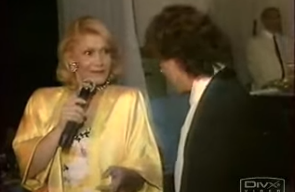 «Με τον Γκάλη, τον Γιαννάκη και τα άλλα παιδιά…»: Όταν η Μαρινέλλα τραγουδούσε για τις μεγάλες επιτυχίες του μπασκετικού Άρη (vid)