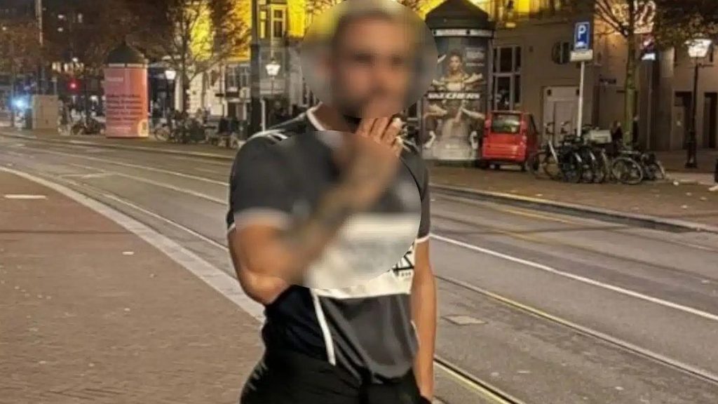 Αυτός είναι ο πασίγνωστος τράπερ που συνελήφθη μετά από καταδίωξη στα Πατήσια – Το μαχαίρι των 20 εκατοστών και το «σκοτεινό» παρελθόν στη φυλακή