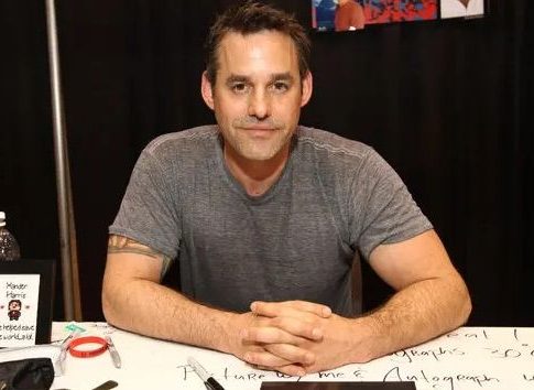 Νίκολας Μπρέντον: Πέθανε ο ηθοποιός του «Buffy the Vampire Slayer», σε ηλικία 54 χρόνων