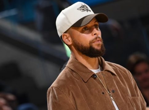 Συνεχίζουν τα προβλήματα για τον Κάρι: «Εκτός δράσης για τουλάχιστον 10 ημέρες ακόμη»