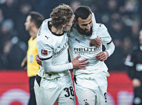 Γκλάντμπαχ – Σαν Πάουλι 2-0: Τρίποντο – ανάσα για τους γηπεδούχους