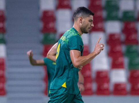 Τι έβαλες ρε Γιώργο; Η αδιανόητη γκολάρα του Μασούρα κόντρα στην Αλ Χαζέμ (vid)