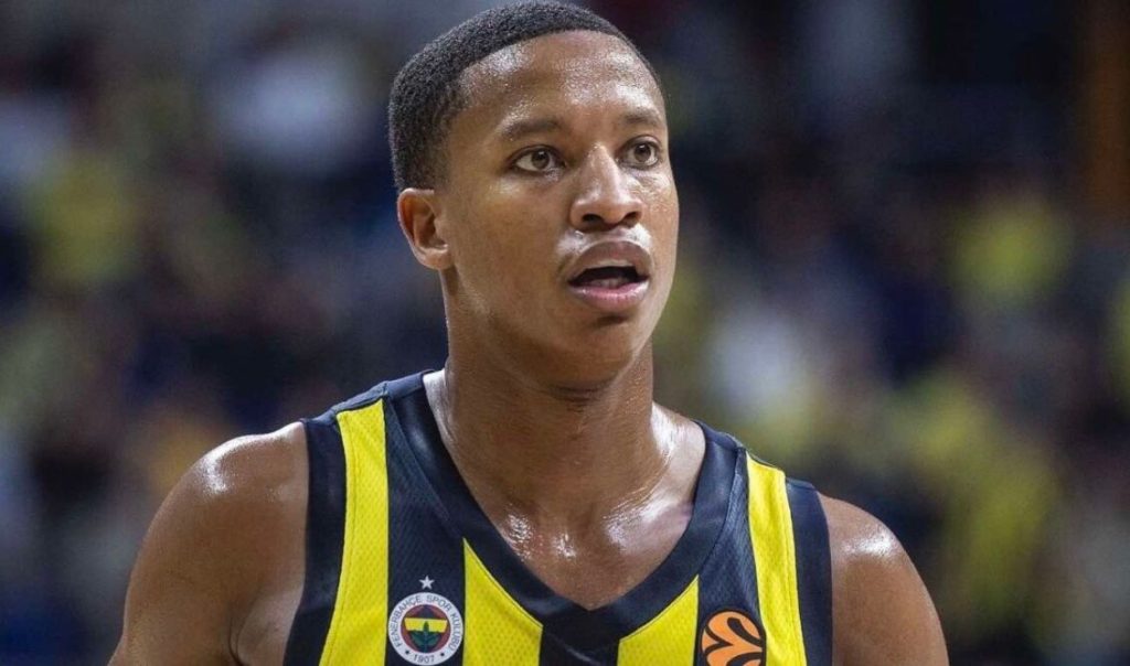 Ο Ντέβον Χολ στο… στόχαστρο της Euroleague: Ο Ολυμπιακός, η Αρμάνι και το συμβόλαιο που ψάχνει