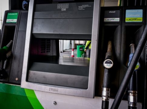 Βενιζνάδικα: «Ανοιχτό το ενδεχόμενο να κλείσουν» – Πότε συνεδριάζει η Ομοσπονδία