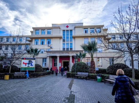 ΕΙΝΑΠ: Έκδηλη η ανησυχία για την κατάσταση στα νοσοκομεία της Αττικής