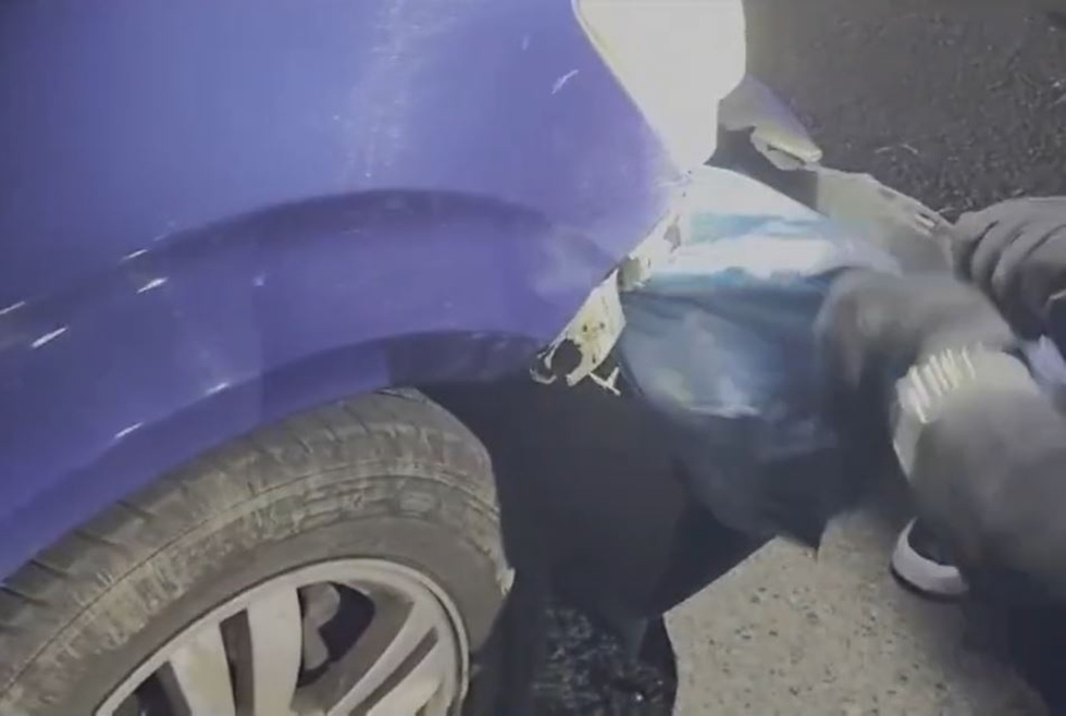 Κέρκυρα: 47χρονος έκρυβε ναρκωτικά στον προφυλακτήρα του αυτοκινήτου – Επιτέθηκε στους αστυνομικούς κατά τη σύλληψη