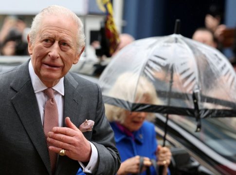 Ο βασιλιάς Κάρολος και η αμύθητη περιουσία του