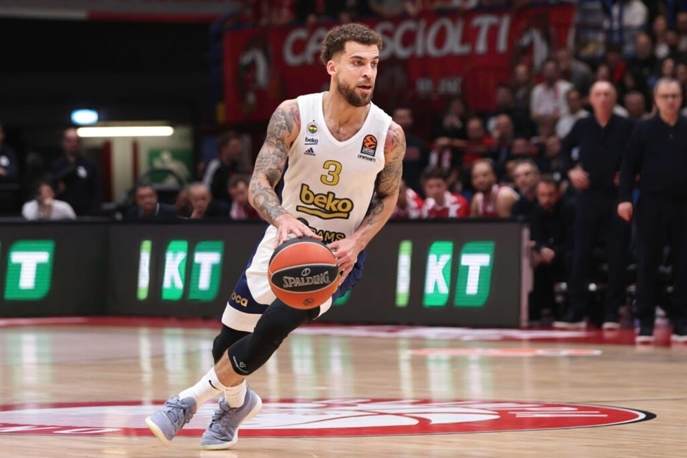 Τέλος από τη Φενέρ ο Γουίλμπεκιν (pic)