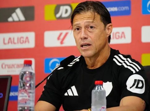 Αλμέιδα: «Εκτοξεύουν πυραύλους που κοστίζουν 50 εκατομμύρια ευρώ, γιατί δεν τα ξοδεύουν σε τρόφιμα και εκπαίδευση;»