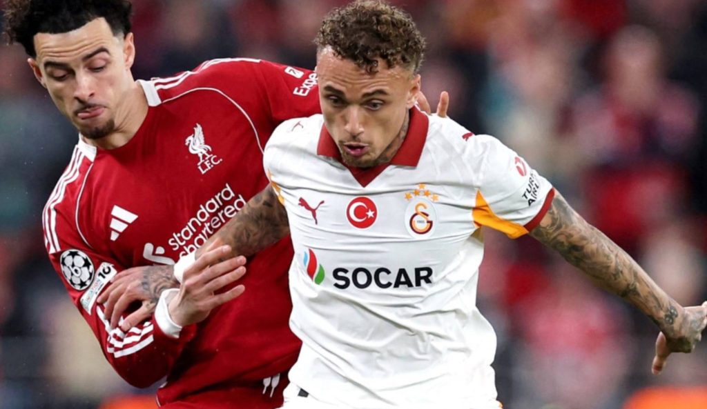 Σοκαριστικός τραυματισμός του Λανγκ της Γαλατά – Έκοψε το δάχτυλό του (vids)