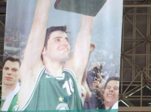 Πώς σχολίασαν στη Σερβία το κατέβασμα του λάβαρου με τον Μποντιρόγκα