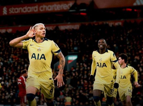 Λίβερπουλ – Τότεναμ 1-1: Νέα γκέλα οι «ρεντς», πάγωσε στο 90′ το Άνφιλντ ο Ριτσάρλισον