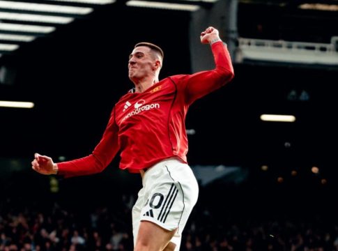 Μάντσεστερ Γιουνάιτεντ – Κρίσταλ Πάλας 2-1: Ανατροπή και φουλ για Champions League oι «Κόκκινοι Διάβολοι»!