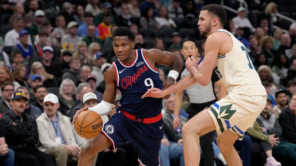 Τέταρτη σερί ήττα οι Μπακς, φαβορί για την κορυφή στη Δύση οι Θάντερ – Τα αποτελέσματα της βραδιάς