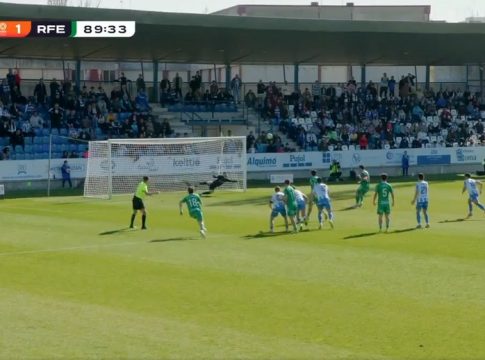 Είναι αυτή η πιο τραγική εκτέλεση πέναλτι που έχουμε δει ποτέ; (vid)