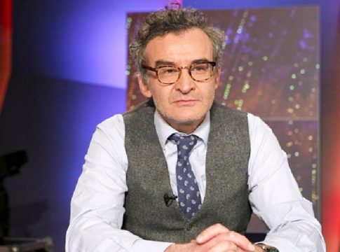 Συγκλονίζει ο Νίκος Ορφανός για τον όγκο στο κεφάλι του: «Βούρκωνα γιατί ήμουν ζωντανός»