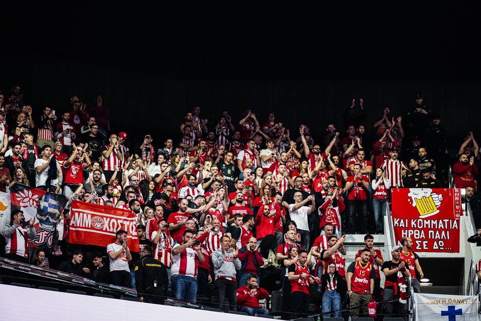 Η Ευρωλίγκα αποθεώνει τους οπαδούς του Ολυμπιακού: «Η στήριξή τους στα εκτός έδρας είναι απαράμιλλη»