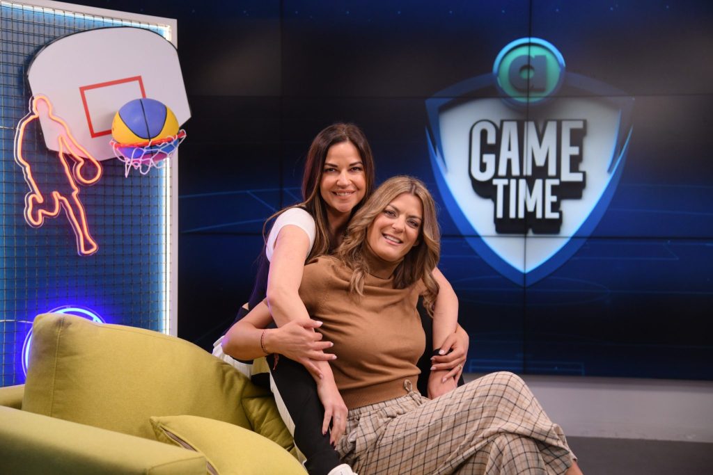 Η Χρύσπα κάνει show στο Allwyn Game Time με μπαγλαμά και νότες