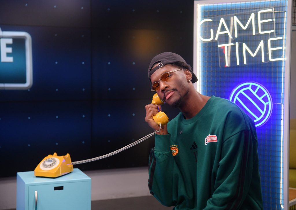 Νάιτζελ Χέιζ-Ντέιβις: «Ο Γιαννακόπουλος με εκτιμά γιατί έχω γάτα»