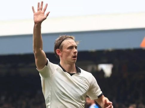 Πορτ Βέιλ: Ο «συνήθης ύποπτος» Μπεν Γουέιν «εκτέλεσε» την Σάντερλαντ – Ιστορική πρόκριση μετά από 72 χρόνια!