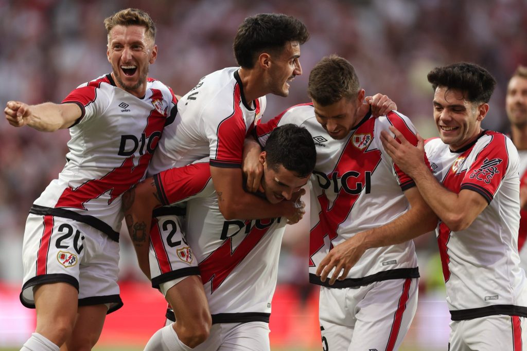 Πέντε πράγματα που πρέπει να ξέρεις για τη Ράγιο Βαγιεκάνο (vids)