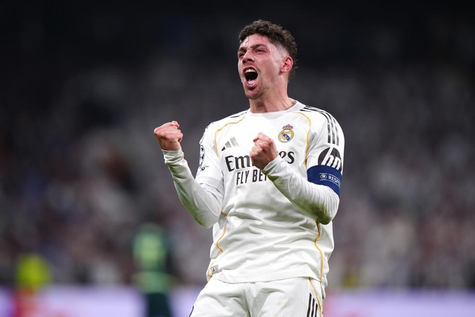 Ρεάλ Μαδρίτης – Μάντσεστερ Σίτι 3-0: «Βασιλιάς» Βαλβέρδε με χατ-τρικ επί των… άτυχων «πολιτών»