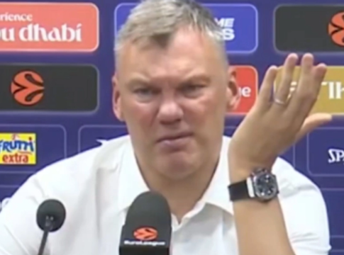 «Αρπάχτηκε» με ρεπόρτερ ο Γιασικεβίτσιους: «Πηγαίνετε σε σχολή δημοσιογραφίας;» (vid)