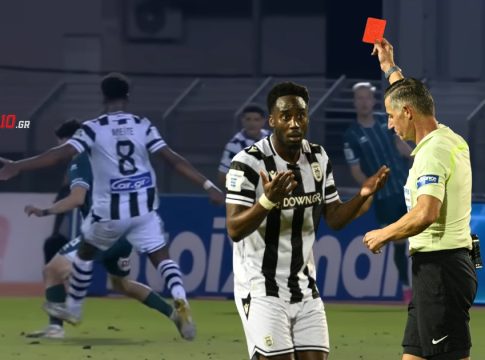 Η νύχτα που ο Φωτιάς ζήτησε από τον Σιδηρόπουλο να πάρει πίσω την κόκκινη κάρτα στον ΠΑΟΚ- Και η μέρα που ο κορυφαίος είναι πια…