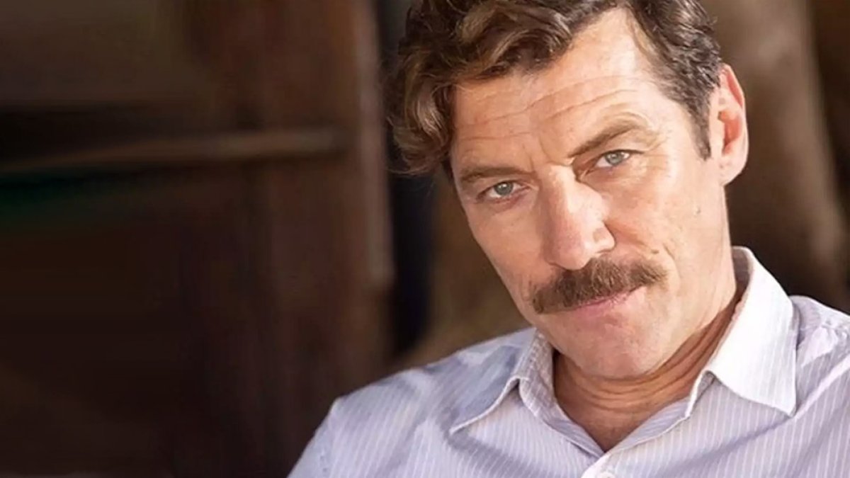 Γιάννης Στάνκογλου: Βουτιά στα παγωμένα νερά του Βοϊδομάτη – Το βίντεο που έγινε viral