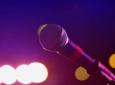 Χαμός: Θετική σε αλκοτέστ πασίγνωστη τραγουδίστρια – Της πήρε το δίπλωμα η Τροχαία!