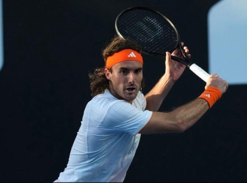 Μεγάλη εμφάνιση και πρόκριση του Τσιτσιπά στον Γ’ γύρο του Miami Open