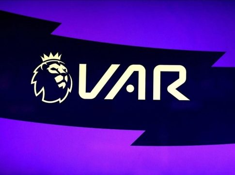 Premier League: Κόκκινη κάρτα στο VAR για κόρνερ, προβληματισμός για την «αδιαφορία» των διαιτητών