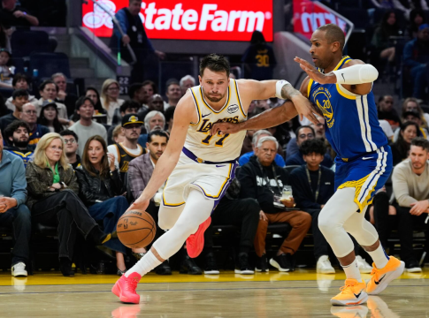 Ξέσπασαν στους Γουόριορς οι Λέικερς (101-129), σπουδαία νίκη για τους Χιτ (115-105) – Τα αποτελέσματα του NBA