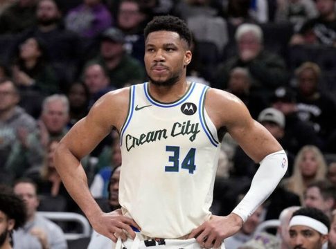 Χωρίς τον Αντετοκούνμπο οι Μπακς κόντρα στους Μάτζικ