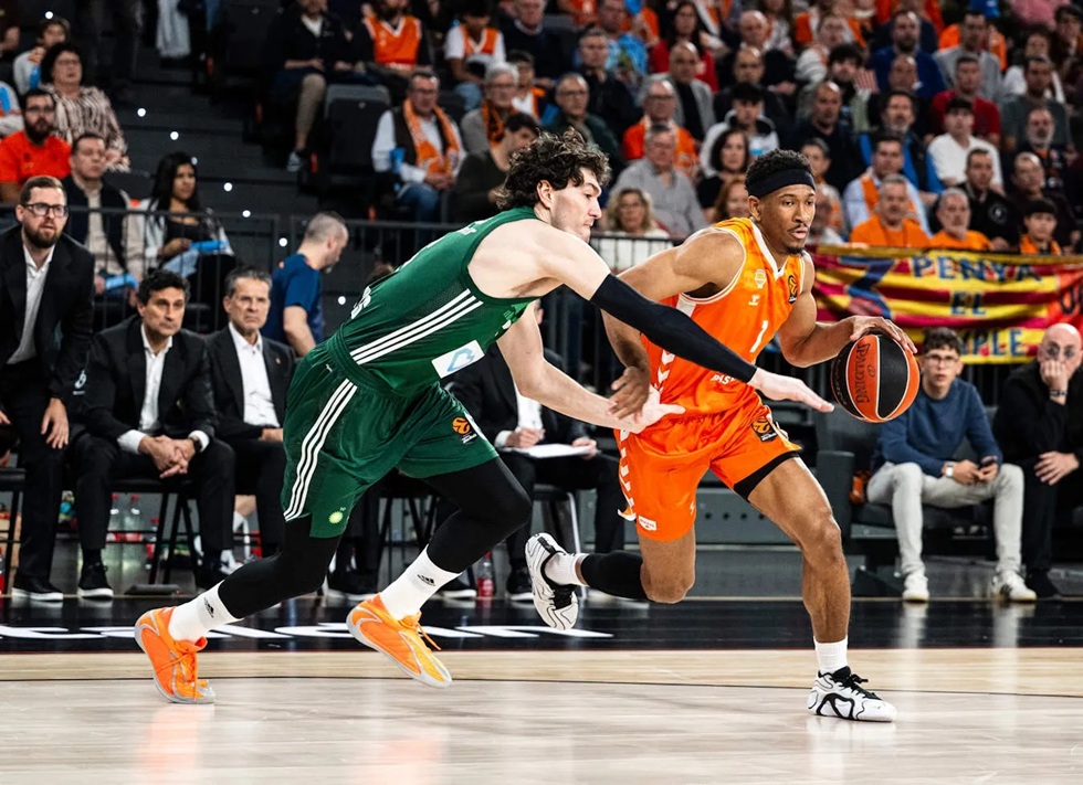 Τέιλορ: «Δεν φοβόμαστε – Έχουμε νικήσει τον Παναθηναϊκό και μπορούμε να το ξανακάνουμε»