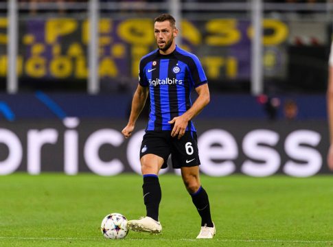 «Ο Ντε Φράι έχει στα χέρια του προτάσεις από Ολυμπιακό και Μπενφίκα» (pics)