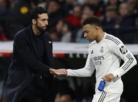 Αρμπελόα: «Δεν με ενδιαφέρει αν ο Εμπαπέ κάνει like στον Μουρίνιο ή στην Τζούλια Ρόμπερτς»