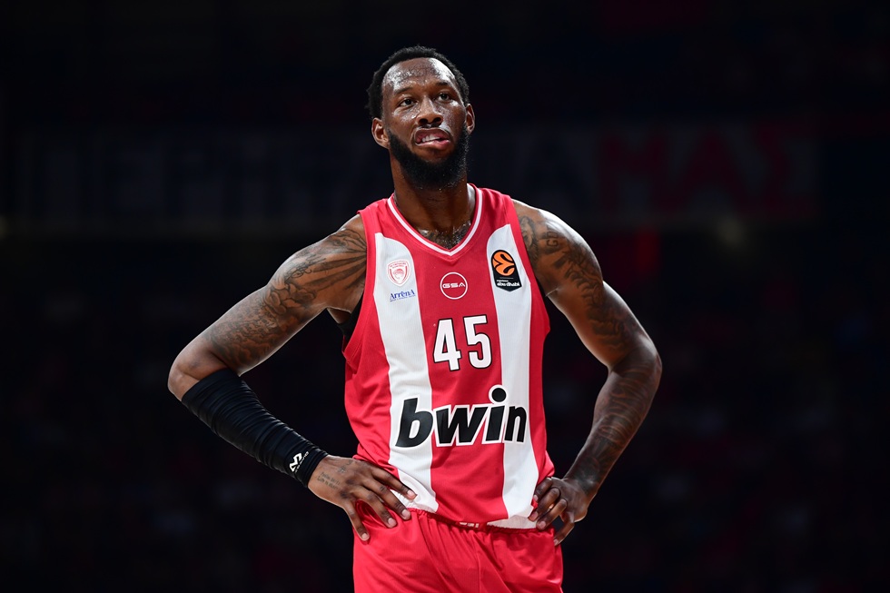 Η δωδεκάδα του Ολυμπιακού για την αναμέτρηση κόντρα στην ΑΕΚ