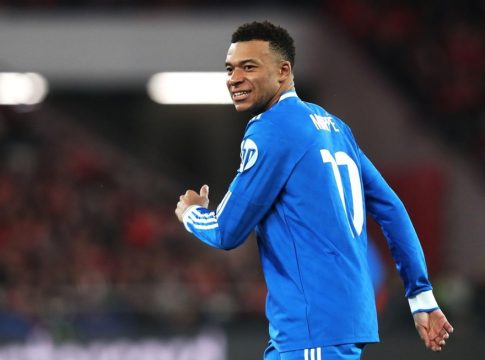 Τέλος η σεζόν για τον Εμπαπέ – Στόχος να προλάβει το Μουντιάλ