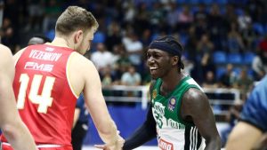 «Κωλοτούμπα» του Κέντρικ Ναν μετά την ψήφο στον Βεζένκοφ: «Παίρνει βοήθεια απ’ τους πορτοκαλί…»