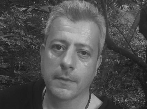 Πέθανε σε ηλικία 56 ετών ο δημοσιογράφος Νίκος Παπαδάκος