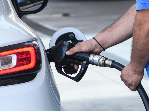 Fuel Pass: Ανοιχτή η πλατφόρμα έως 30 Απριλίου για όλα τα ΑΦΜ – Πώς θα κάνετε αίτηση